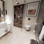 Apartment White Pearl 2.08 *