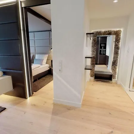 White Pearl 2.08 Lejlighed