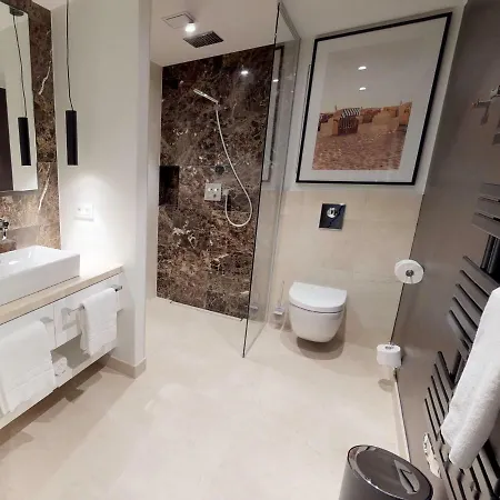 Apartament White Pearl 2.08 *
