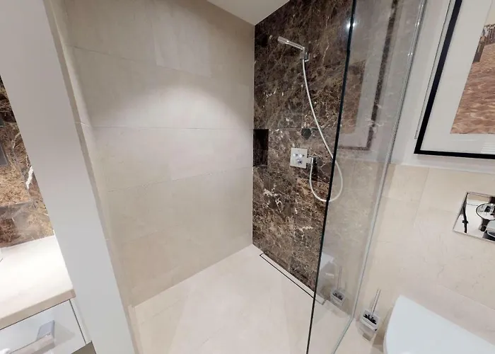 Apartment White Pearl 2.08